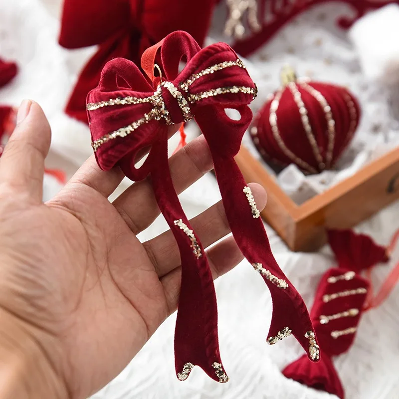 Christmas Red Flocking Hanging – обзор и цена Elk Bugle Call